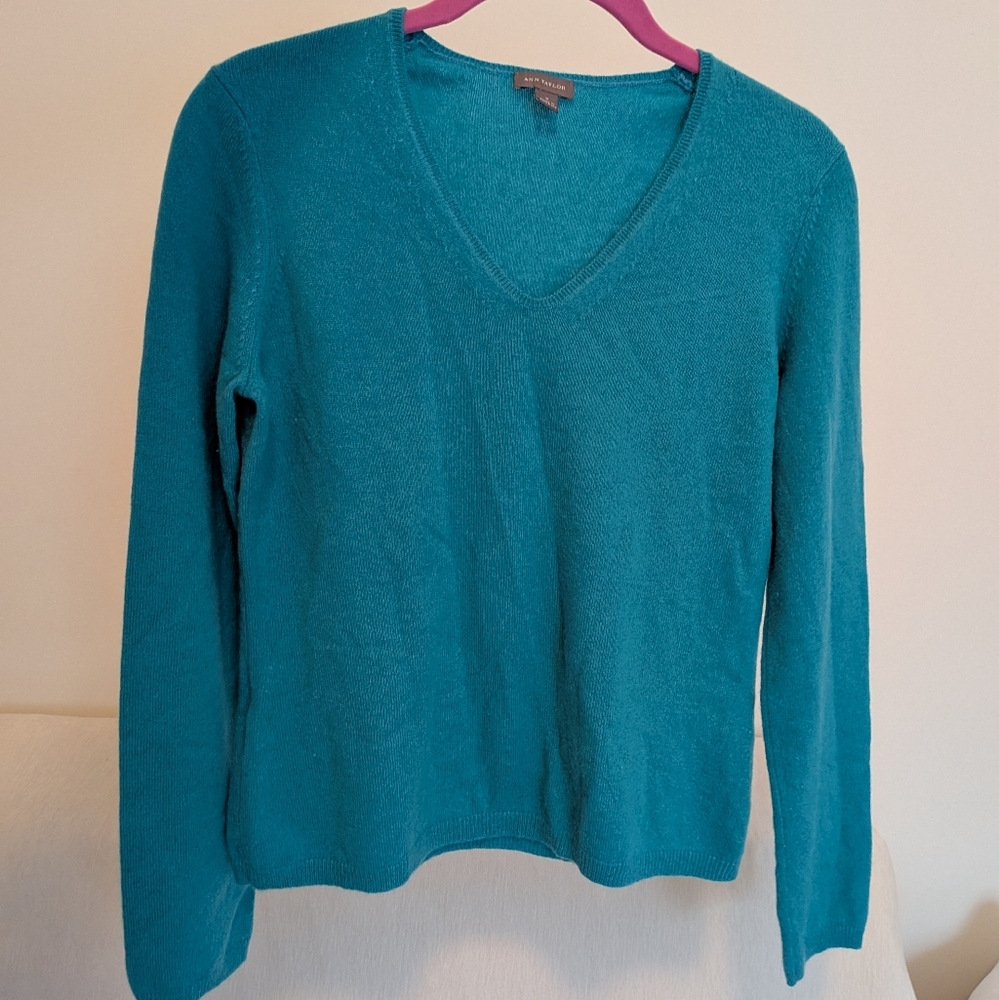 Ann Taylor 100% Cashmere Pullover Sweater, Stunning Ceruleum Blue, Summer Knit